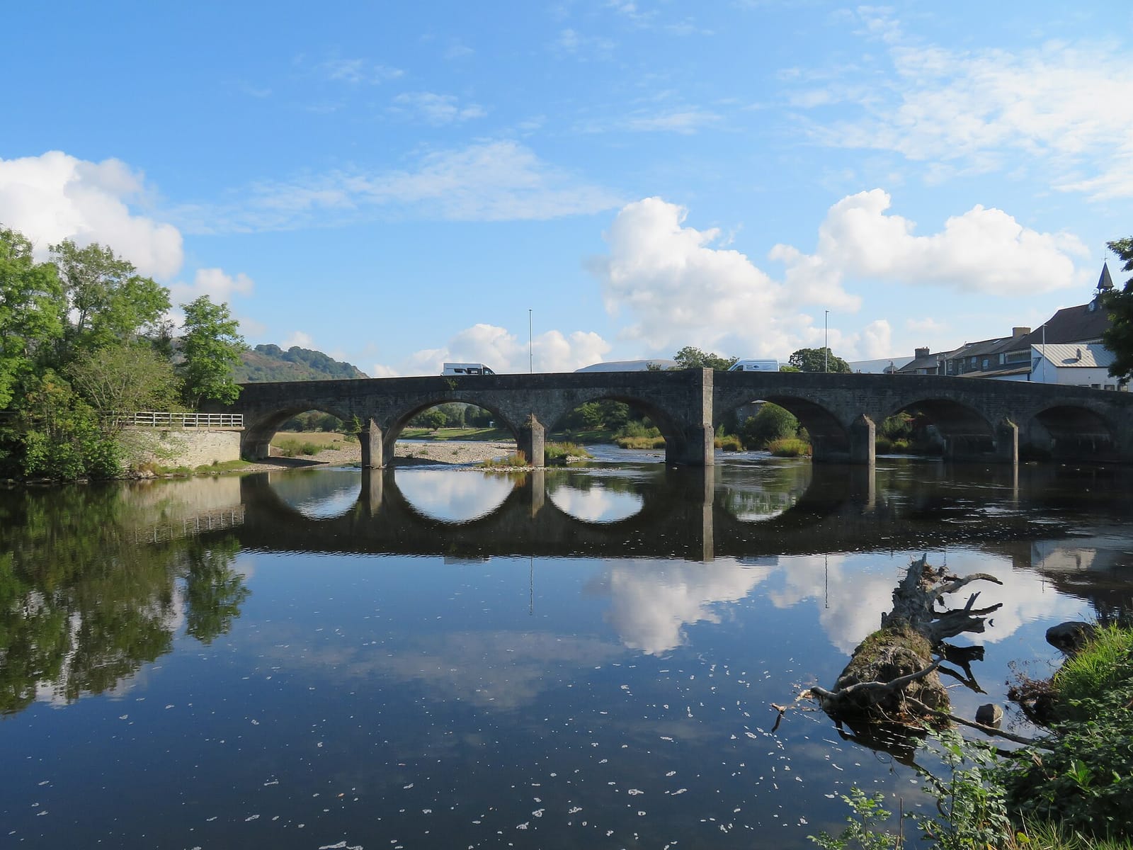 The bridge over the River Wye at Builth Wells